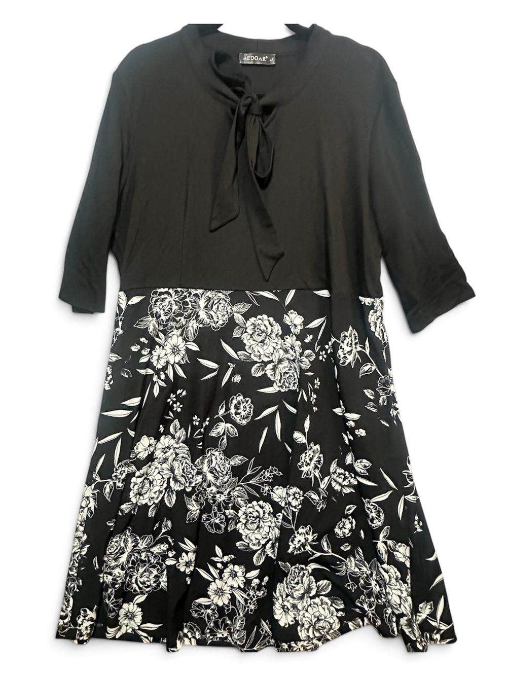 Bezoar Black & White Floral Tie-Neck Midi Dress